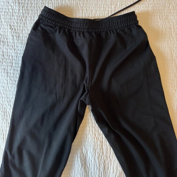 Lululemon Soft Jersey Classic Fit Midrise Jogger - Black, Size 6 - Picture 8 of 9